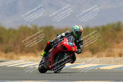 media/May-15-2022-SoCal Trackdays (Sun) [[33a09aef31]]/Turn 7 (1145am)/